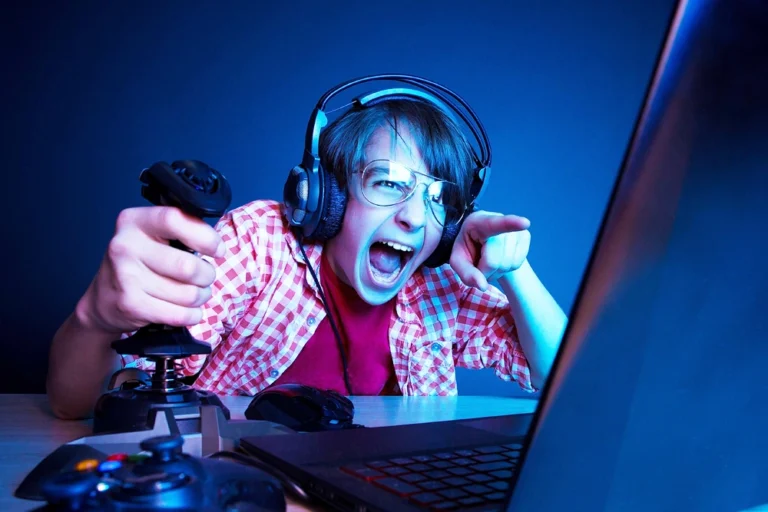 Интернет-зависимость у детей и подростков.